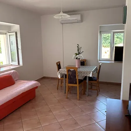 Apartament Anka Brala *