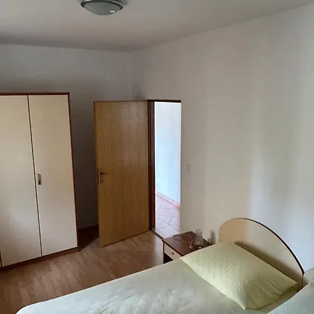 Apartament Anka Brala Posedarje
